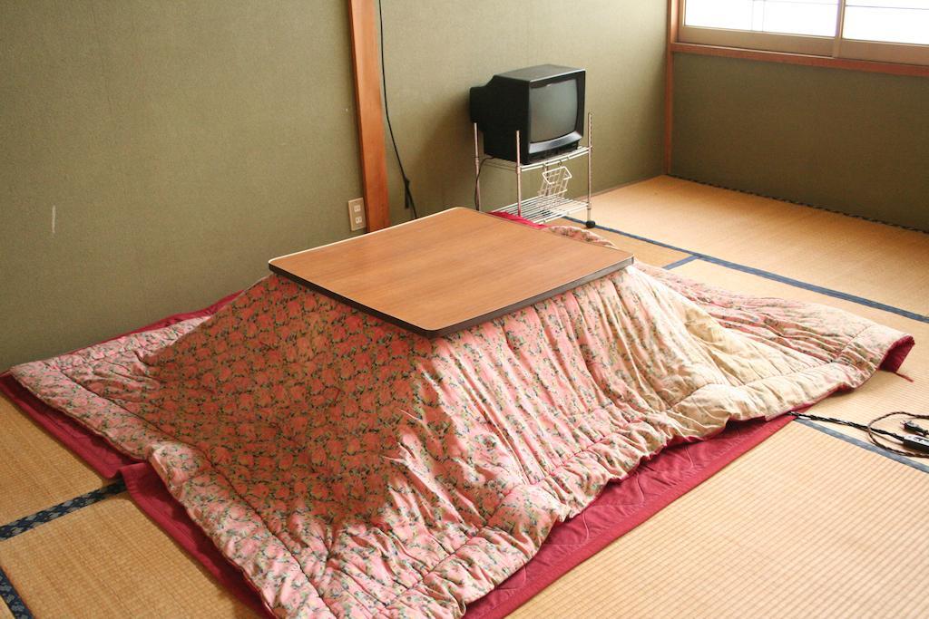 יאמאנאקאקו Ryokan Kajiyaso חדר תמונה